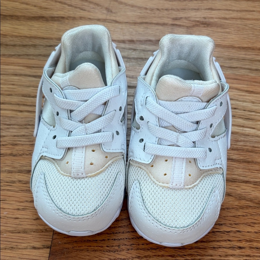 Nike Kids White and Cream Sneakers